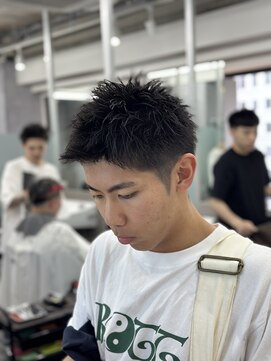 クロムトウキョウ ザ バーバー ネオン 新宿店(CHROM TOKYO the Barber ne/on) メンズベリーショート/スパイキー