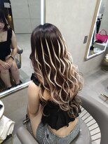 ニーナ ビューティーサロン(NINA Beauty Salon)&nbsp;バレイヤージュハイライト風