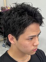 ジーニー 新百合ヶ丘(Genie) フェザーパーマサーフカール刈り上げセンターパート