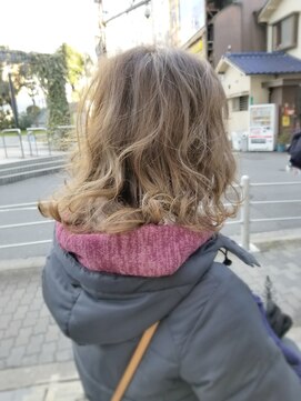 ウノプリール 京橋店(uno pulir) 【unopulir小林】ひし形シルエット×バレイヤージュグレージュ