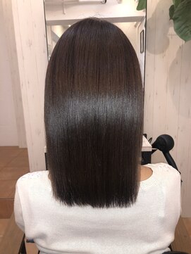 アコンプリッシュ 代官山 恵比寿(accomplish) ミルキーアクアミネコラ