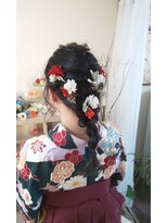 きものサロン すずめ屋&nbsp;袴姿や洋装にも！編みおろしスタイル