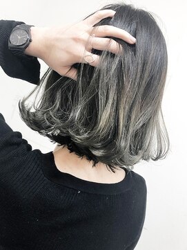 マックスビューティーギンザ(MAXBEAUTY GINZA)　 ハイライトカラーホワイトグレージュ【銀座/銀座駅】