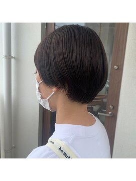 ステイシー(STACY) STACYマッシュヘア×ショート(那覇 小禄 奥武山公園)