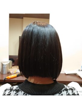 ジールドゥーエ(Zeal due) 切りっぱなしボブ