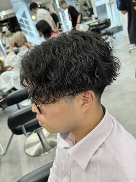 オーバルバイアピッシュ(OVARL by apish) 縦落ちセンターパート