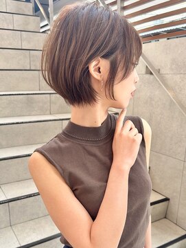 ロンド アンブル 四条烏丸(Lond ambre) シンプルだからこそ美しさが引き立つくびれショート