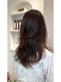 上品なレイヤーカット スタイル