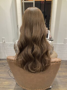 ラフィ(Laffy) 【Laffy】ブリーチなし！クリーミーベージュ♪@UTAE