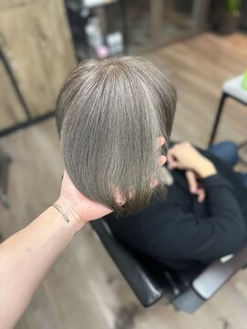 ヴィフ 大船(VIF) 白髪ぼかし脱白髪染めショートヘアショートボブカット大船駅鎌倉