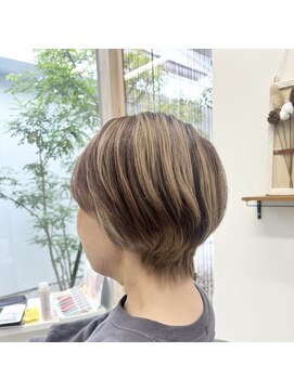 サボ(SAVO) 白髪を楽しむカラーとカット