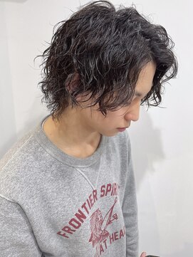 オルポラ(OLPOLA) ミディアムツイストスパイラルパーマ