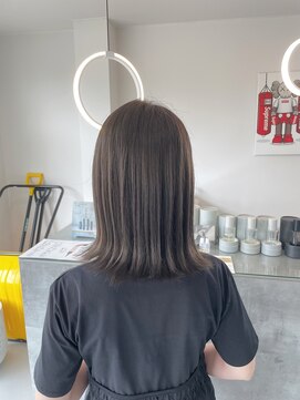 シーン(scene) オリーブグレージュ