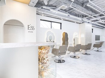 Ess 熊谷 艶髪/髪質改善/ブリーチ【エス】