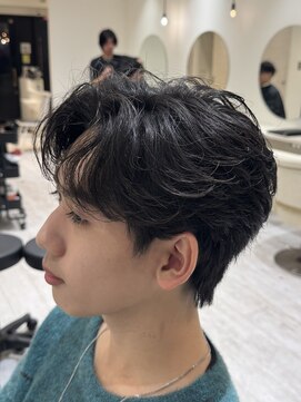 バース 梅田中崎町店(BIRTH) フェザーパーマニュアンスパーマセンターパート大阪パーマ