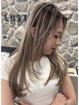 サロウィン 那覇店(SALOWIN)&nbsp;ブロンドバレイヤージュカラー