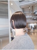 春の爽やかさ◎ミニストレートボブ×アッシュベージュ