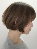 前下がりボブスタイル