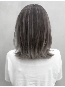 ギークス(GEEKS) 【GEEKS渋谷】ハイライトカラー/ホワイトブリーチ/グレージュ