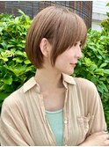 大人かわいいボブカーキグレージュショートボブ