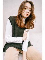 ドットハリス(.Hallis)&nbsp;大人かわいい/小顔/ミディアムレイヤー/20代30代40代