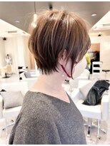 ヴィサージュタイム(VISAGE thyme) 束感丸みショート/耳掛けショートボブ/ハイライト/