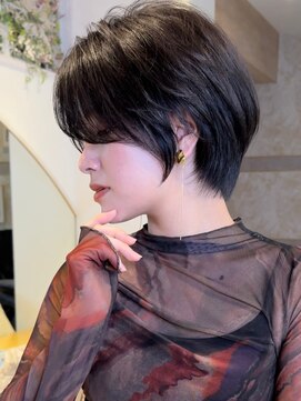 ロンド ストラーダ 心斎橋(Lond strada) ショート×ハイライト白髪ぼかし×マチルダボブ[心斎橋]