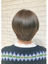 ミドル(MIDDLE)&nbsp;ショートカット　ハイライト