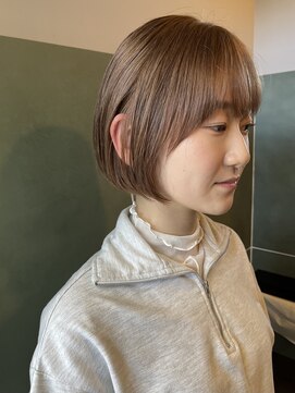 エマン(AIMANT) ハイトーンボブ　ミルクティーベージュ