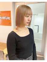 ルーム(Loom.)&nbsp;切りっぱなしボブ ぷつっとボブ ハイトーンボブ ぱっつん前髪