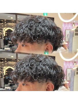 髪屋 紬 メンズ/メンズパーマ/メンズカット/波巻きパーマ