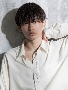 ユーフォリア 渋谷グランデ(Euphoria SHIBUYA GRANDE) 刈り上げマッシュ ニュアンスパーマ 清潔感 MOMO