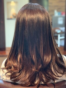 フォレストヘアー(Forest Hair)の写真/最新の髪質改善トリートメントであなたのお悩みを解決◎艶とうるおいに満ちた美髪で毎日がもっと楽しく♪