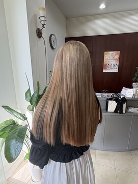 ミルクティーベージュ