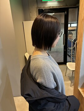 チル(CHILL) 【Meg～chill松山～】レイヤーボブ