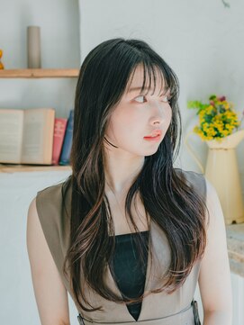 シンシ(Cinci) ゆるっと大人っぽ韓国風スタイル