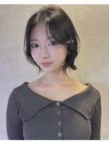 ミーク(meak)&nbsp;暗髪でも垢抜ける◎艶感くびれボブ