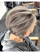 サラ HAIR&MAKE SALA 相模大塚店&nbsp;白髪ぼかしハイライト