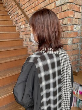 ビハツヤ(BIHATSU-YA) 春を先取りピンクオレンジカラー