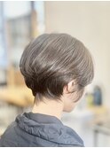 大人可愛い20代30代40代黒髪前下がりショートボブ丸みショート
