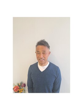 ユアレッシュブ 成田店(Your Lecheveu) グレイヘアを活かせるベリーショート☆