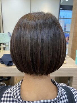 アローズソワン(HELLO'S SOIN) ハイライトで作るエイジレスカラー