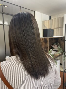 ノーム バイ アウラ(norm. by aura) 柳田オリジナル地毛風縮毛矯正