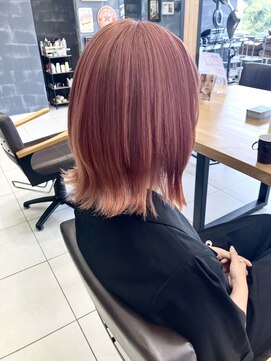 ラウル(Laulu) デザインカラー/イヤーカット/ウェットヘア/オリーブページュ