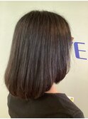 顔を包み込む内巻きパーマ