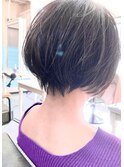 ショートボブ