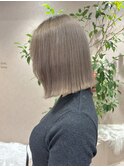横浜/ミルクティーベージュ/ブリーチ/ボブ