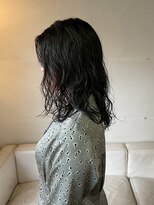タヴィ(Tavi)&nbsp;ミディアムヘアのくるくるパーマ/ニュアンスパーマ/くせ毛パーマ