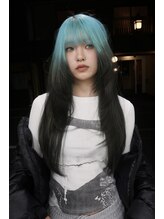 ナナ(NANA) ルーツカラー/デザインカラー/ブリーチ/レイヤーカット