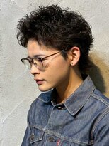 ニアウ 新宿(Niau)&nbsp;MEN’S/リバースセンターパート/ニュアンスパーマ/新宿